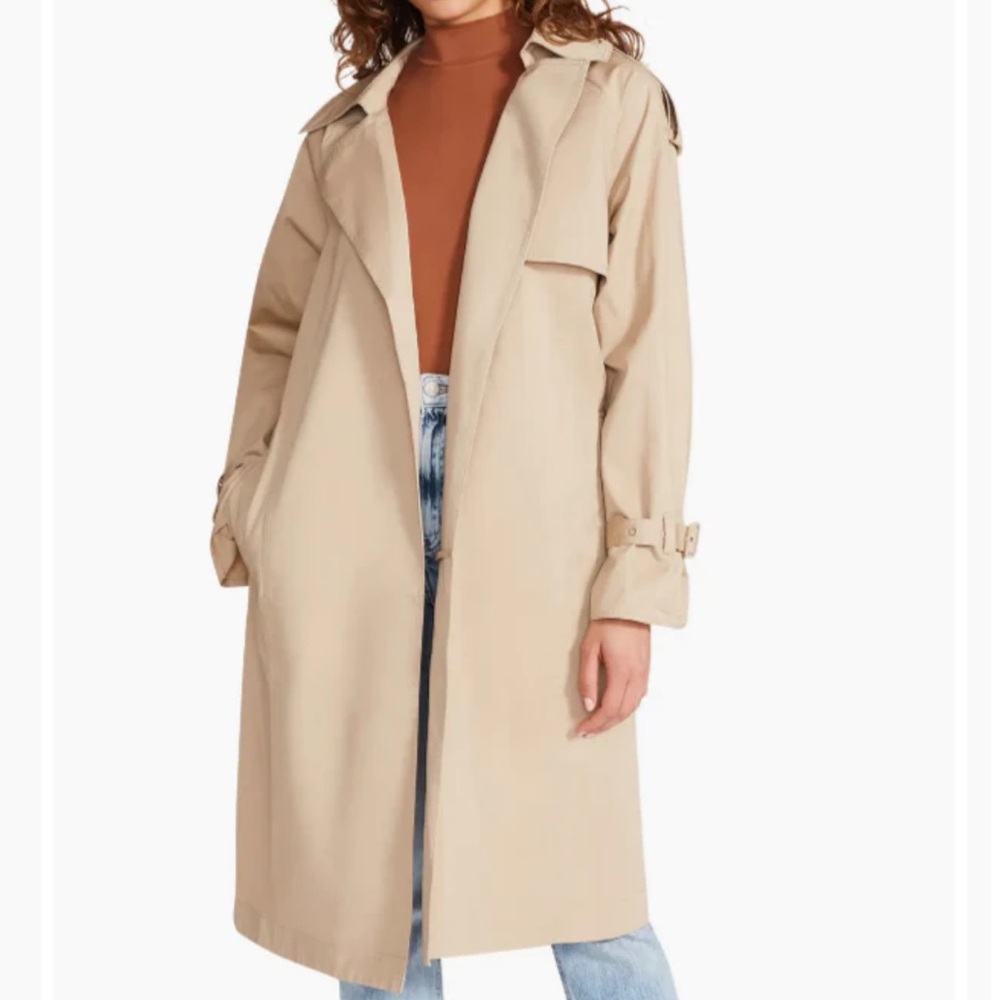 Steve Madden llia Trench Tan XL never worn